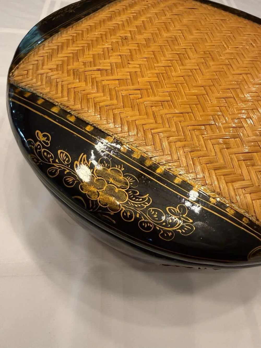 VTG Vietnam Black Lacquer Basket Woven Bamboo Lidded Box Gold Gilt Stamped